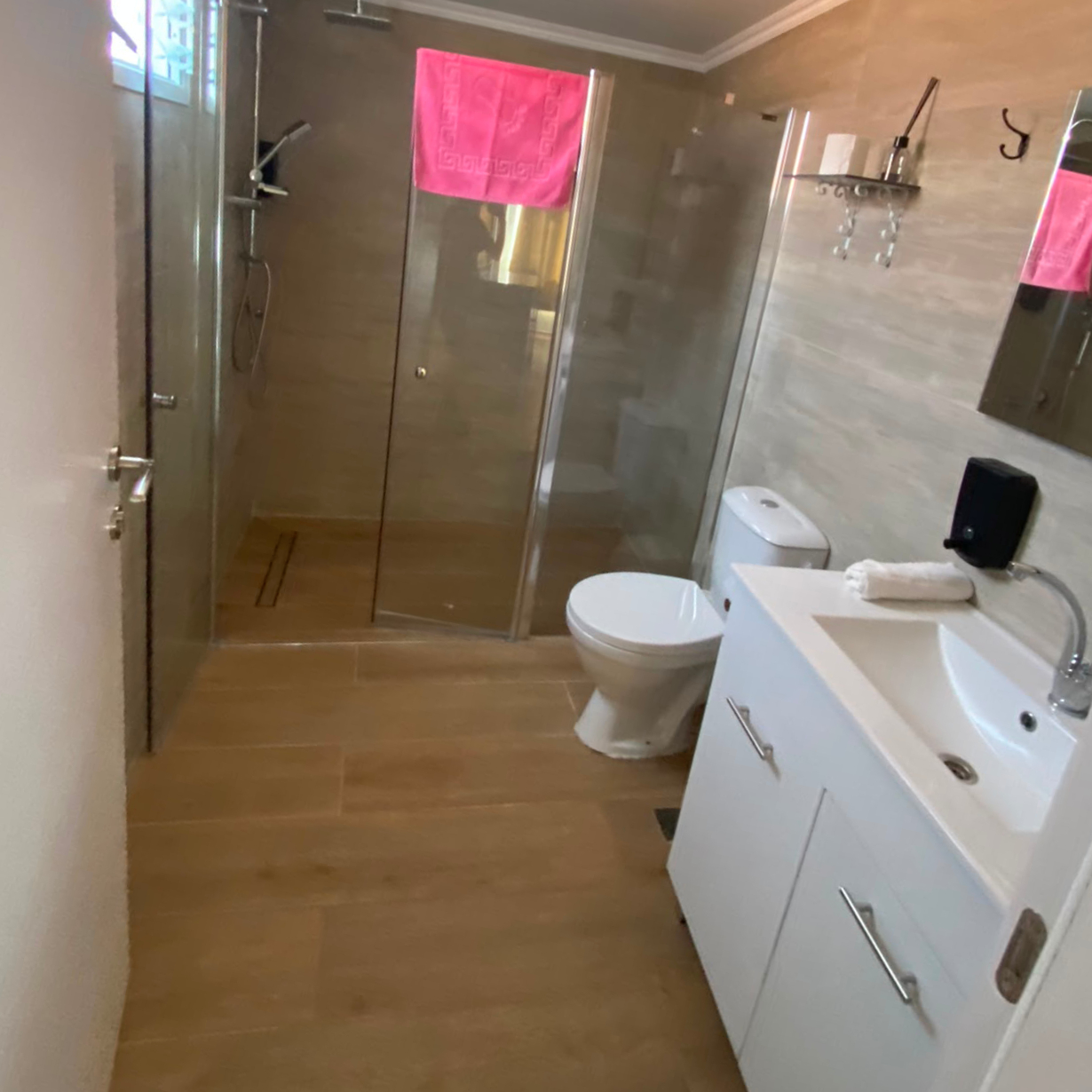 Hagefen Bathroom